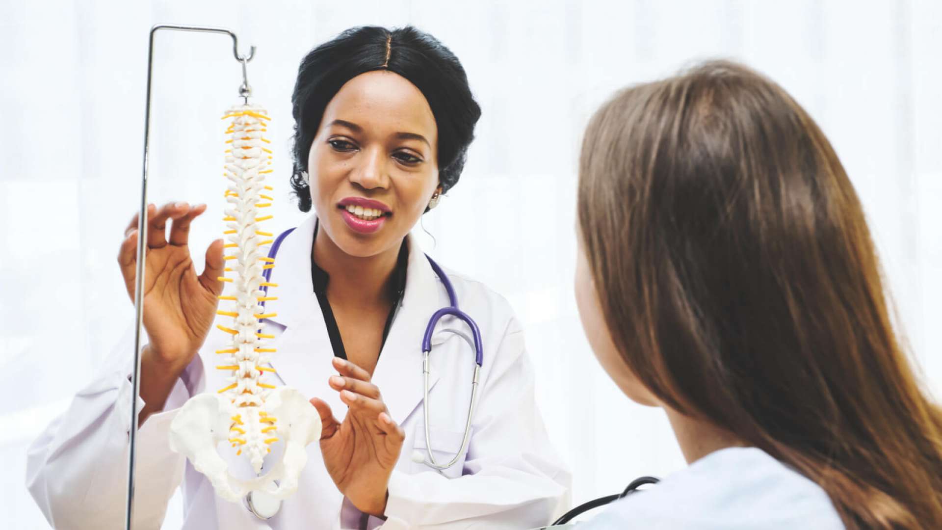 Doctor talks to a patient